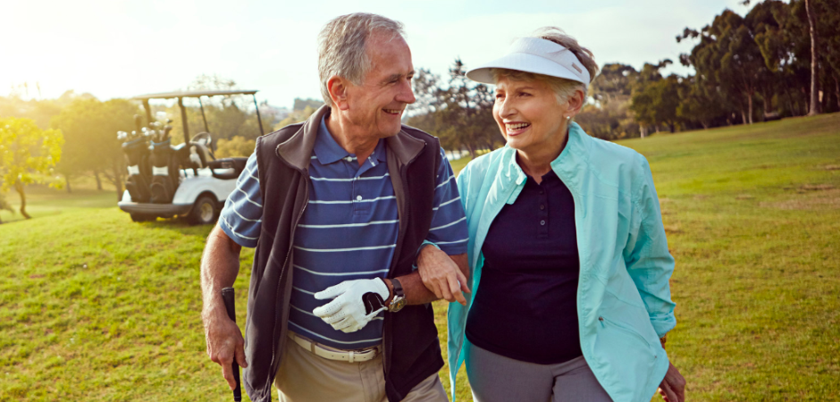 golfing couple